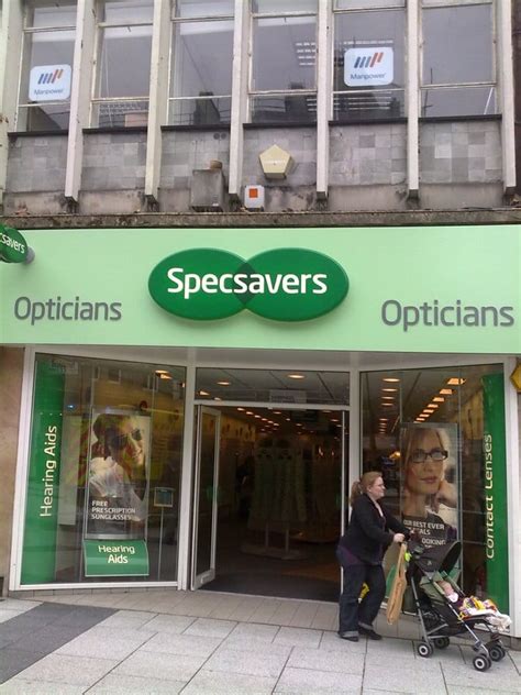 specsavers cardiff queen street.